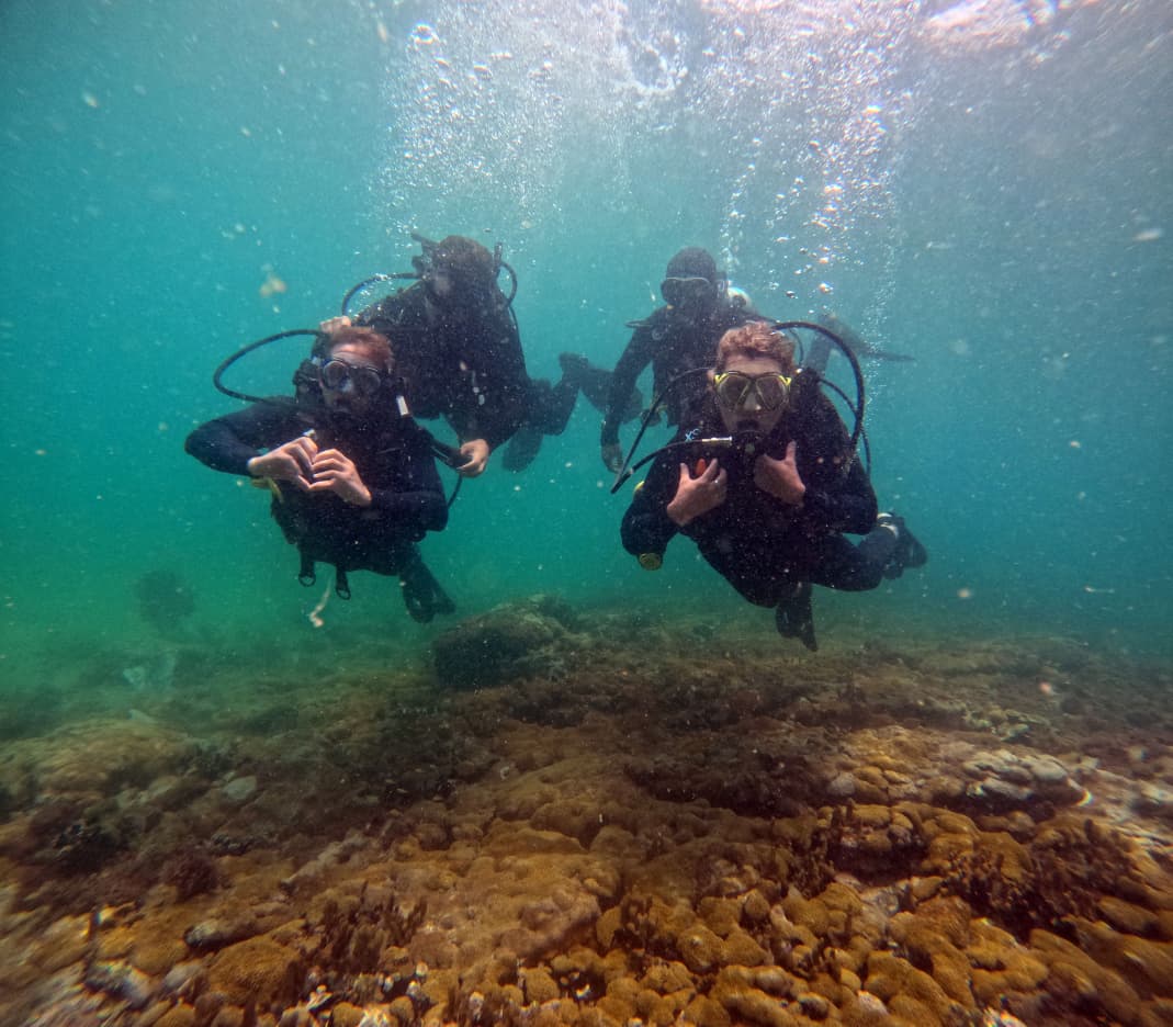 Buceo embarcado em Búzios